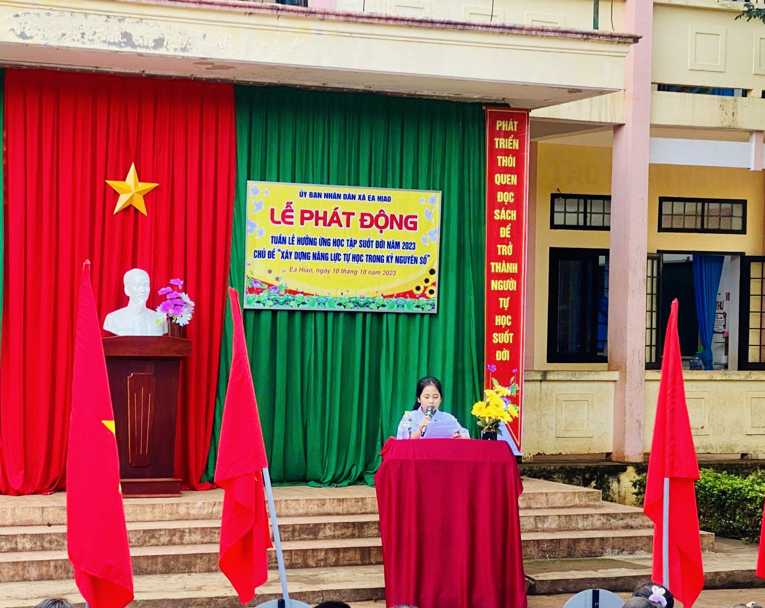 học sinh phát biểu